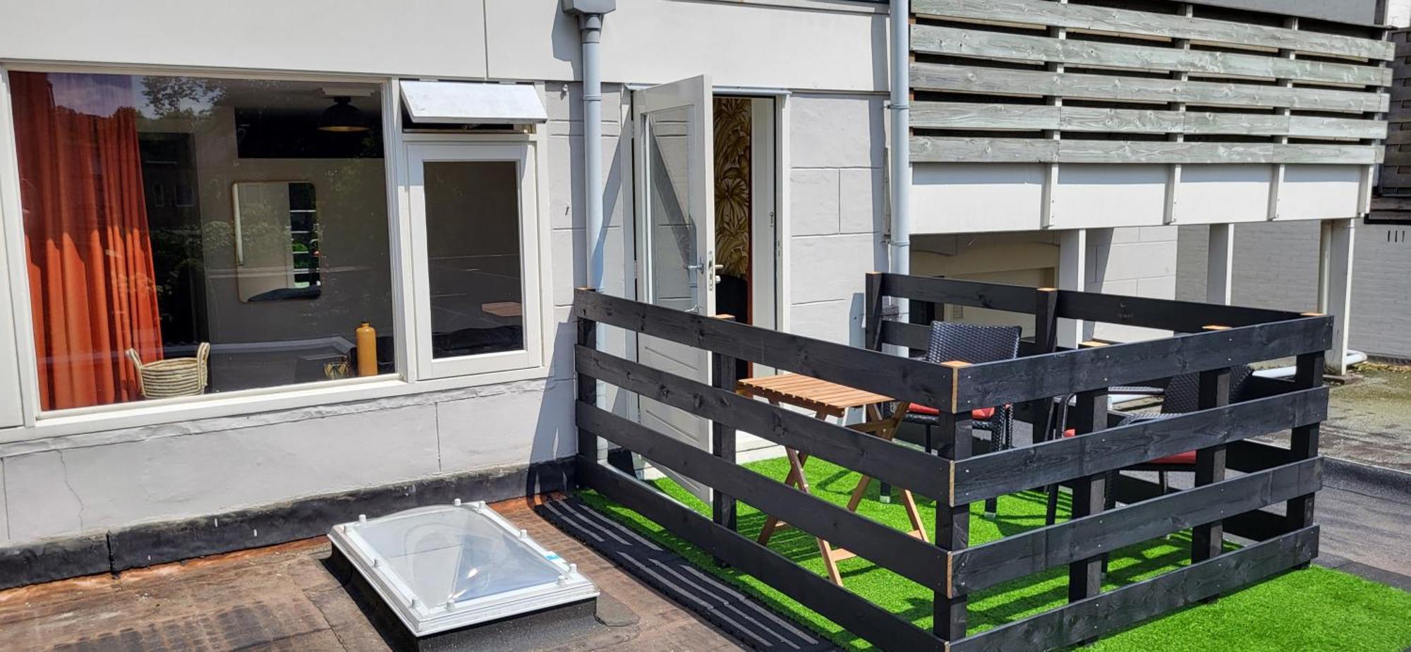 Logement The Black Tie Assen Luaran gambar